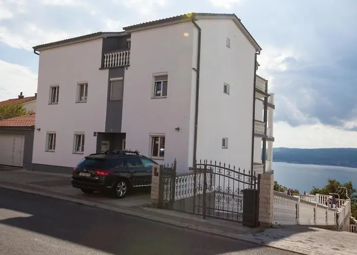 Apartment In With Sea View, Balcony, Air Conditioning, Wifi 3492-3 Crikvenica