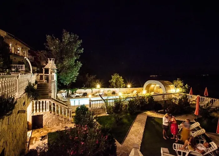 Apartment In With Sea View, Balcony, Air Conditioning, Wifi 3492-3 Crikvenica