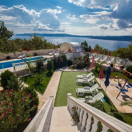 In With Sea View, Balcony, Air Conditioning, Wifi 3492-3