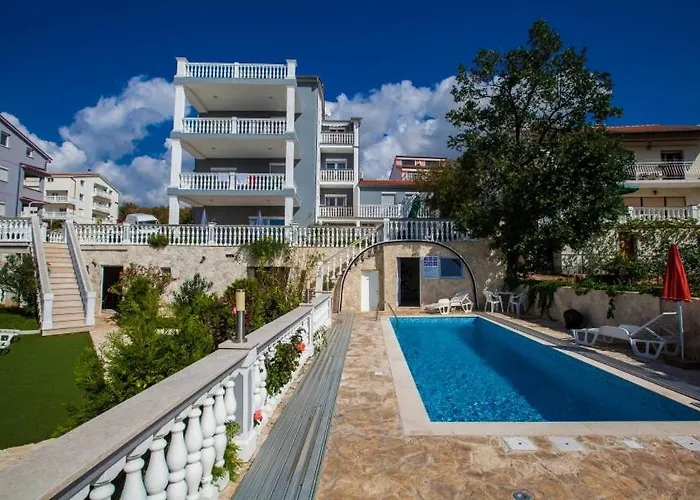 In With Sea View, Balcony, Air Conditioning, Wifi 3492-3