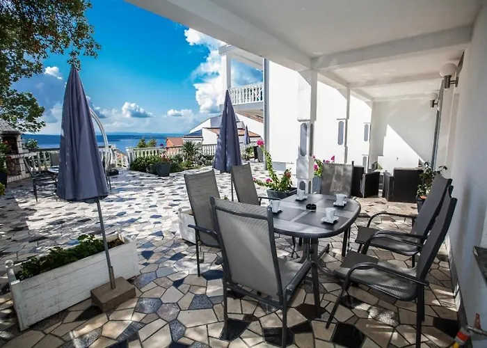 In With Sea View, Balcony, Air Conditioning, Wifi 3492-3
