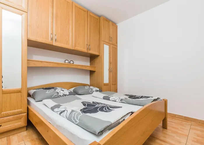 In With Sea View, Balcony, Air Conditioning, Wifi 3492-3 Appartement *
